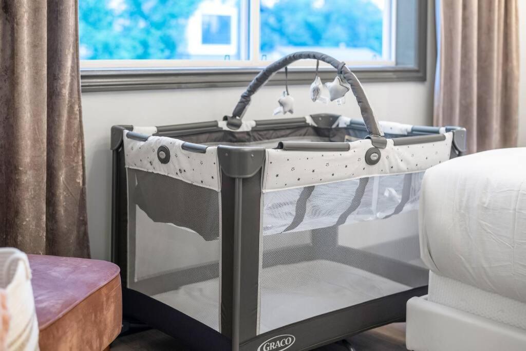 Lux By Wem With Hot Tub Holiday home